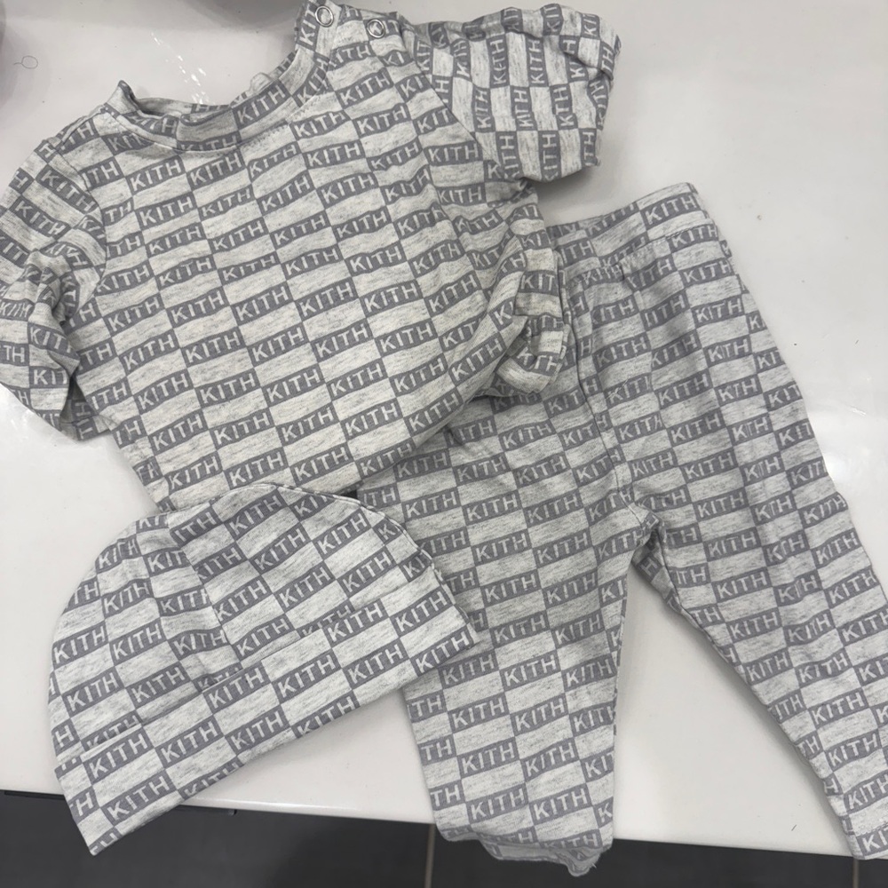 KITH Baby Gift Set